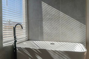 @ Marbella Lane - Joshua Tree Bubble Dome!