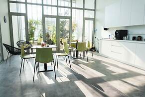 WealthyStays 2BR Flat NiceDay Tower