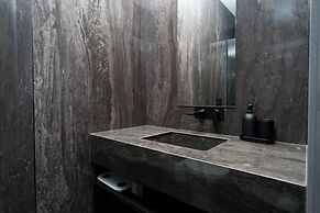 WealthyStays 2BR Flat NiceDay Tower