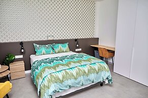 Waypoint Suites