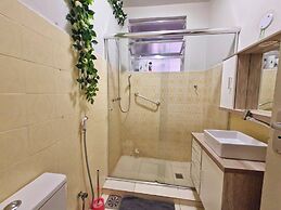 Ladeira dos Tabajaras 140