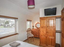 Cozy Cottage Retreat on Glan Gwna Holiday Park