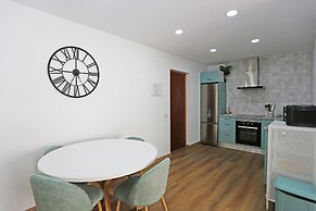 B55 - Santo Amaro Hill Apartment