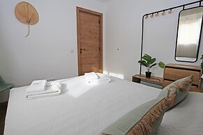 B55 - Santo Amaro Hill Apartment