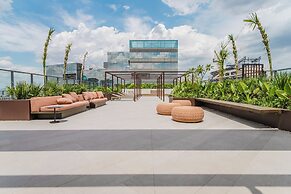 Tabas by Blueground Una