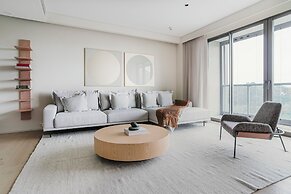 Tabas by Blueground Una