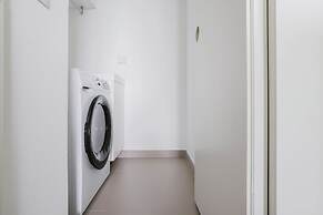 Tabas by Blueground Una