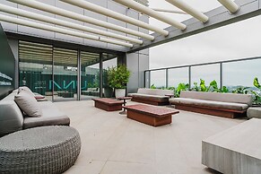 Tabas by Blueground Una
