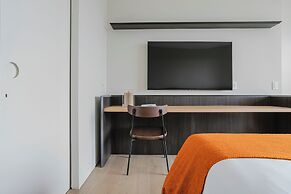 Tabas by Blueground Una