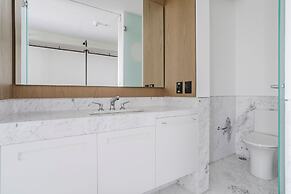 Tabas by Blueground Una