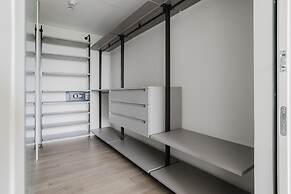 Tabas by Blueground Una