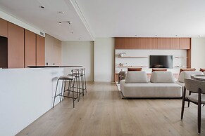 Tabas by Blueground Una