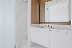 Tabas by Blueground Una