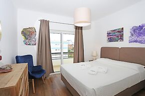 B61 - Carnation Sun Apartment in Lagos