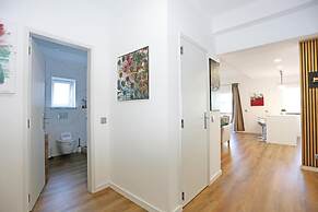 B61 - Carnation Sun Apartment in Lagos