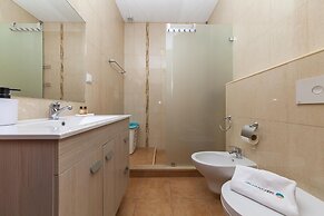 D02 - Carrob Street House