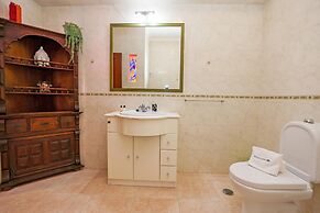 C25 - Town Center Apartment in Lagos