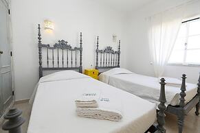 C13 - Ameijeira Holiday Apartment in Lagos