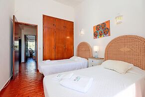 B86 - Beachline Apartment in Praia da Luz