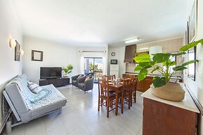 B97 - Flor da Rocha Apartment in Portim o