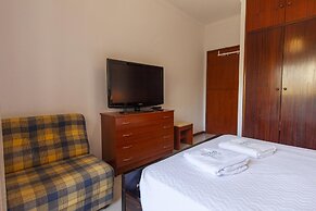 B97 - Flor da Rocha Apartment in Portim o