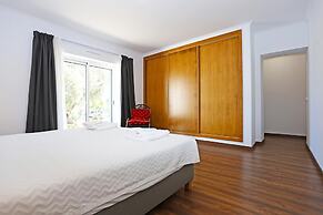 D13 - Eiras Velhas Holiday House in Alm Dena