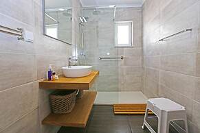 D13 - Eiras Velhas Holiday House in Alm Dena