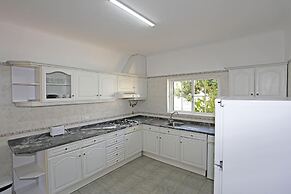 U 02 - Bedroom 2 in Casa Quinta Esta o