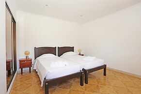 S 02 - 2 Bed Apartment in Quinta Silvestre