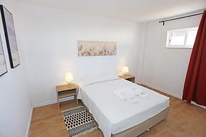 X 10 - 2 Bed Apartment in Quinta da Ponte