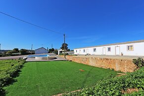 X 01 - 2 Bed Apartment in Quinta da Ponte