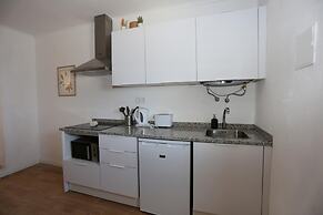 X 01 - 2 Bed Apartment in Quinta da Ponte