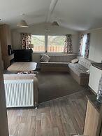 Towyn - 3 Bed Caravan - Pet Friendly