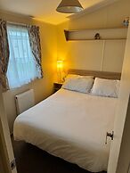 Towyn - 3 Bed Caravan - Pet Friendly