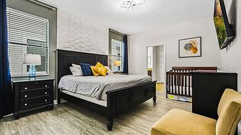 Huge Home With Game Room & Theater Near Disney 1429