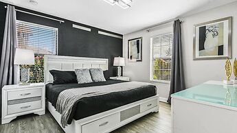 Huge Home With Game Room & Theater Near Disney 1429