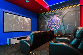 Luxurious 15br Villa With Lake View & Game/theater