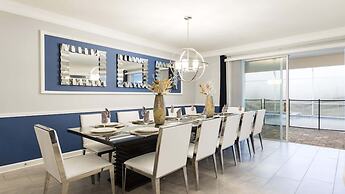 Greenview 8BR Home Private Theater Pool/spa/games