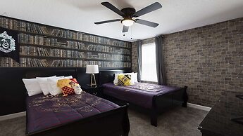 Greenview 8BR Home Private Theater Pool/spa/games