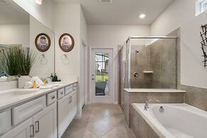 Modern Resort Home w/ Pool, Spa & Arcade Access