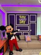 Modern Resort Home w/ Pool, Spa & Arcade Access