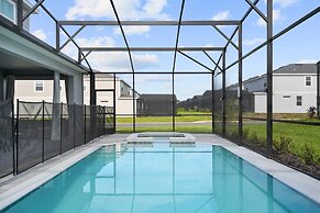 Modern Resort Home w/ Pool, Spa & Arcade Access