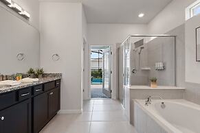 Luxury Stay: Pool, Games, Themed Rooms