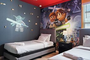 Luxury Stay: Pool, Games, Themed Rooms