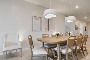 Luxury Stay: Pool, Games, Themed Rooms