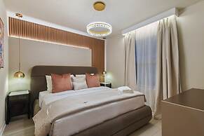 Ultimate Family Fun Retreat 10-bedroom Luxury Home