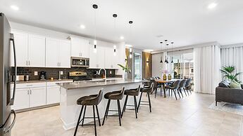 Championsgate 6BR Luxury Home Pool Spa Near Disney