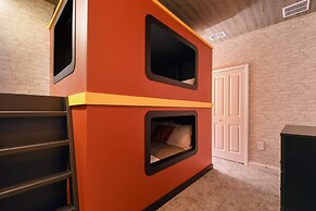 Championsgate 6BR Luxury Home Pool Spa Near Disney