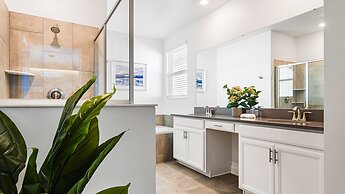 Championsgate 6BR Luxury Home Pool Spa Near Disney