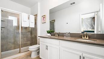 Championsgate 6BR Luxury Home Pool Spa Near Disney